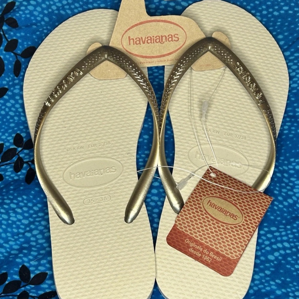 Havaianas Women's Flip Flops Sandal | Cream | Size 6W | MSRP $26 | NWT